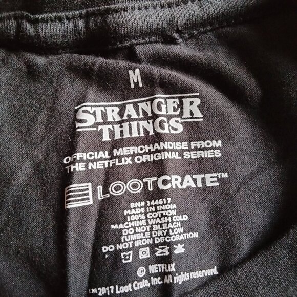 Stranger Things Loot Crate Medium (M) 100% Cotton Short Sleeve Graphic Tee Shirt - Picture 5 of 10
